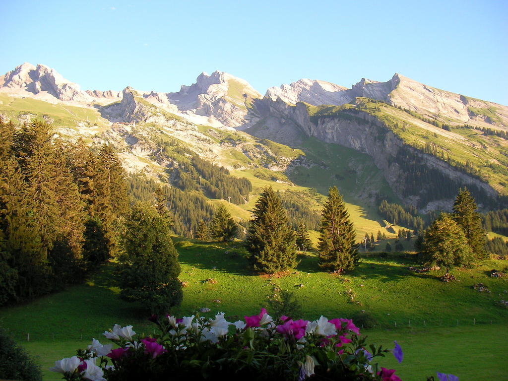 Hotel Bellachat La Clusaz Exterior photo